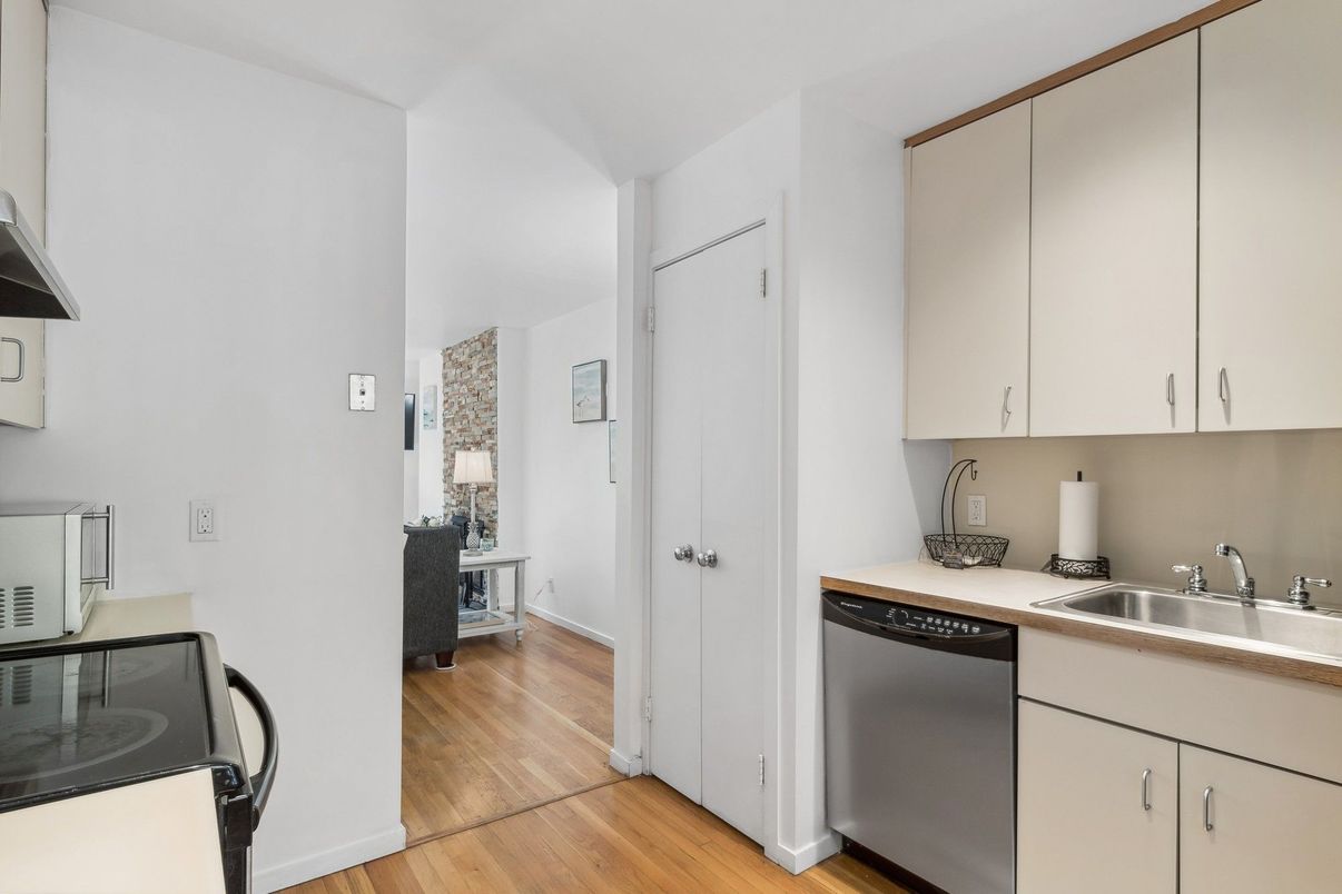 DE Listing image placeholder