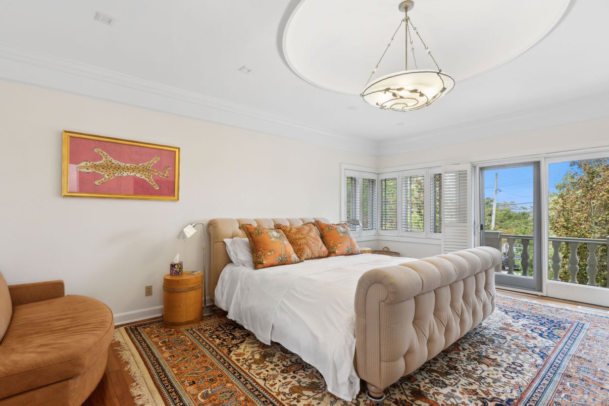 Bedroom, Interior, Pendant Lights
