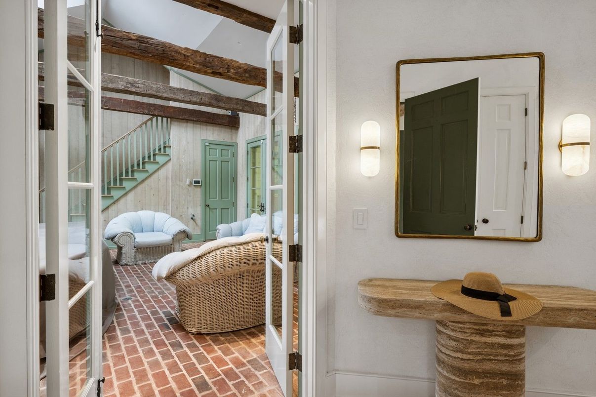 Interior, Wooden Beams