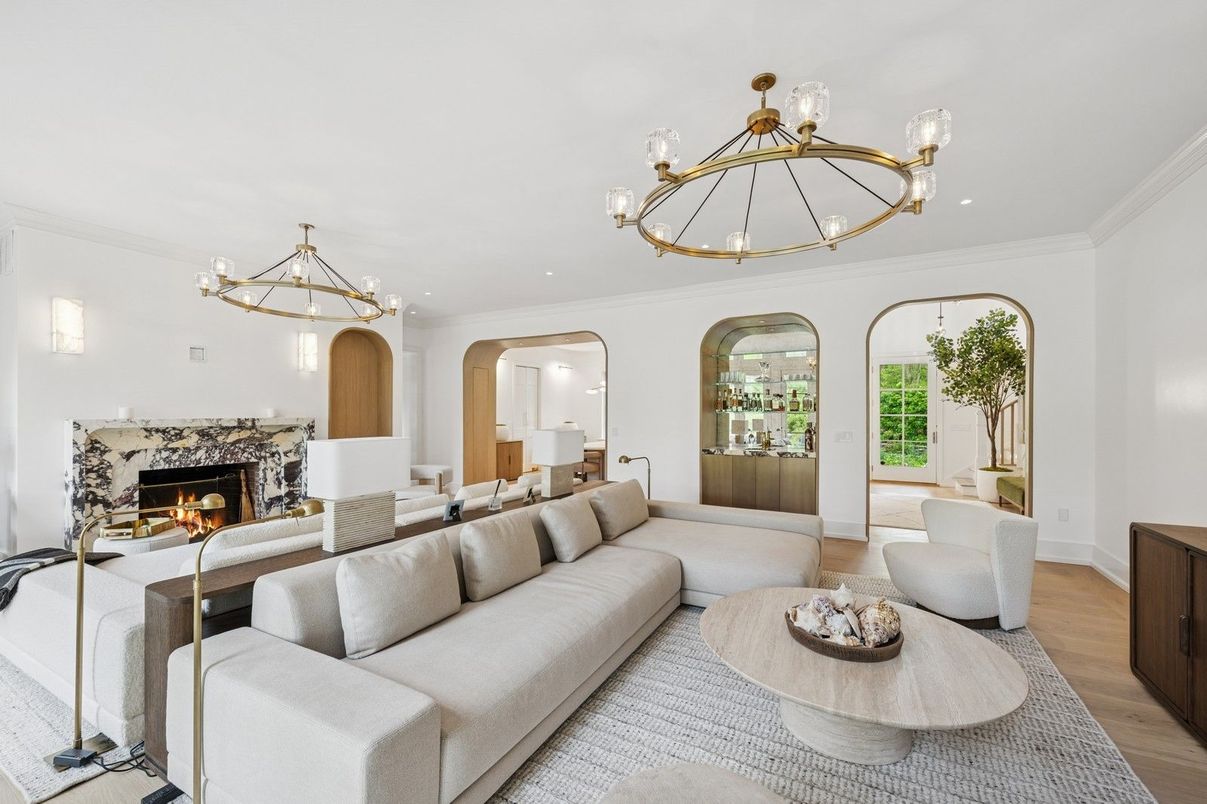 Chandelier, Fireplace, Interior, Living room, Pendant Lights, Wood Texture Flooring