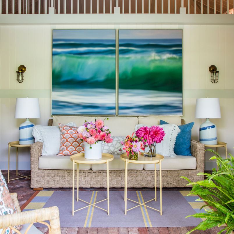 Interior, Living room, Water