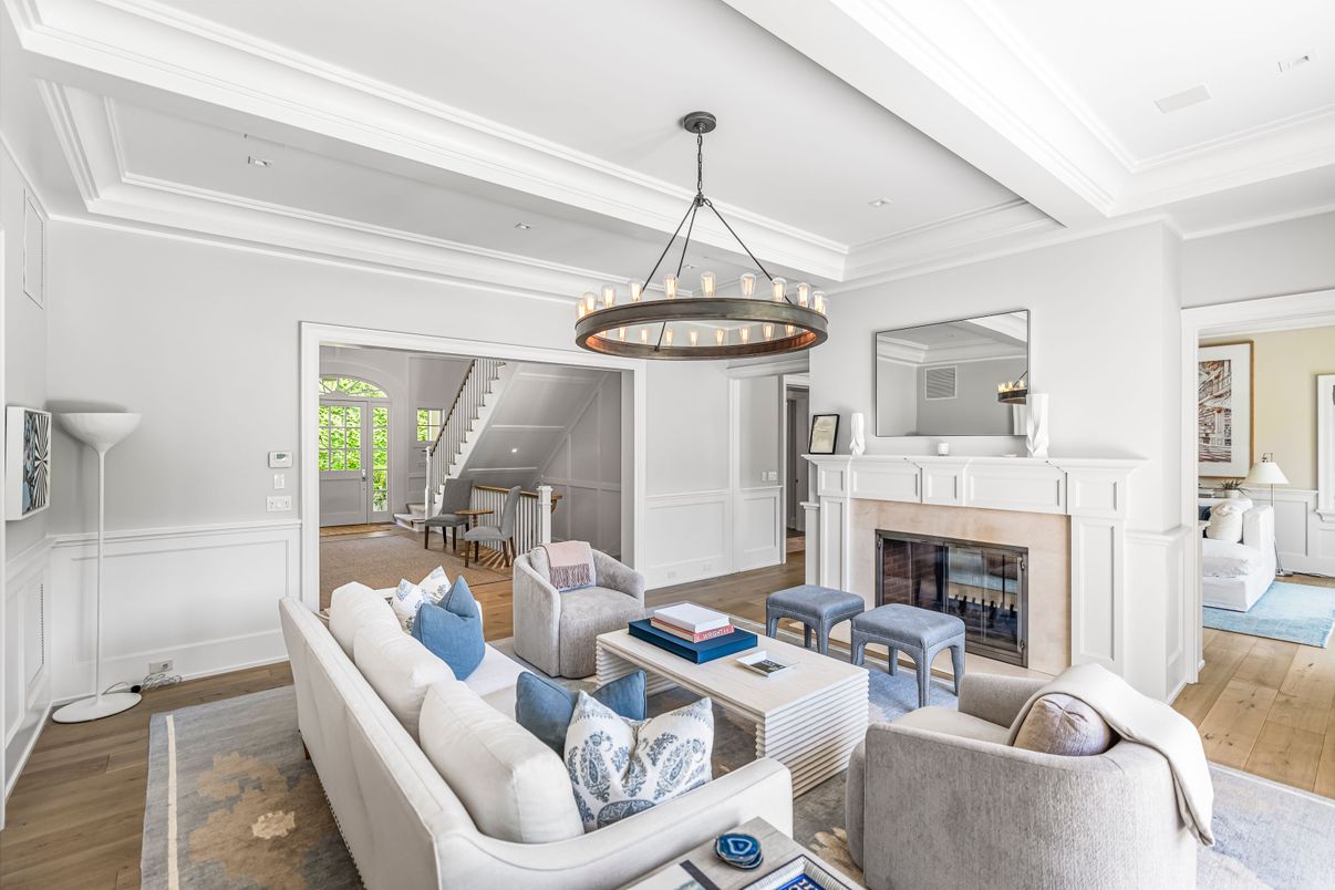 Chandelier, Fireplace, Interior, Living room, Pendant Lights, Recessed Lighting, Wood Texture Flooring