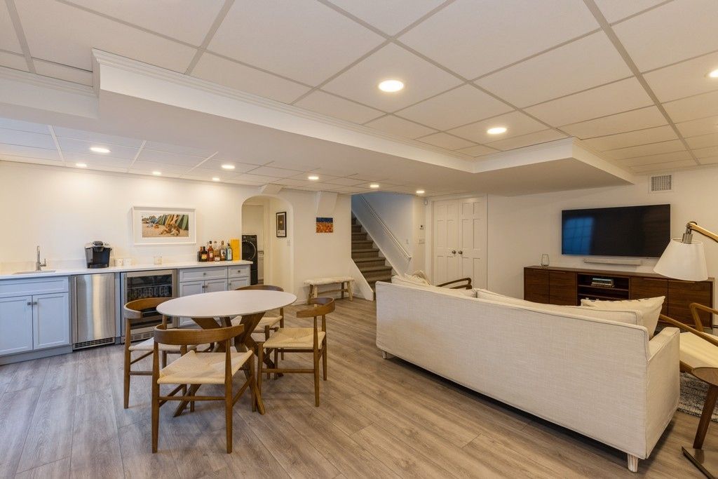 Dining room, Interior, Living room, Recessed Lighting, Wood Texture Flooring