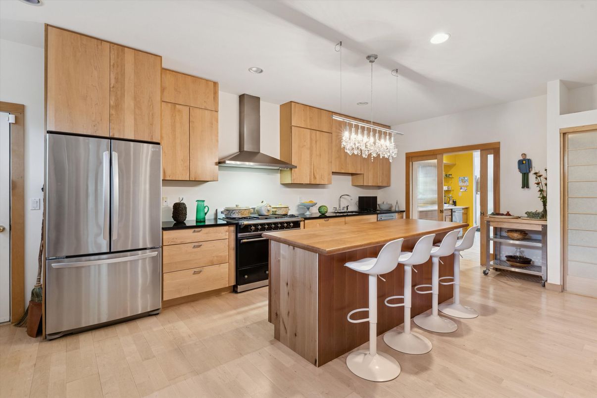 Chandelier, Interior, Kitchen, Pendant Lights, Recessed Lighting, Stainless Steel Appliances, Wood Texture Flooring