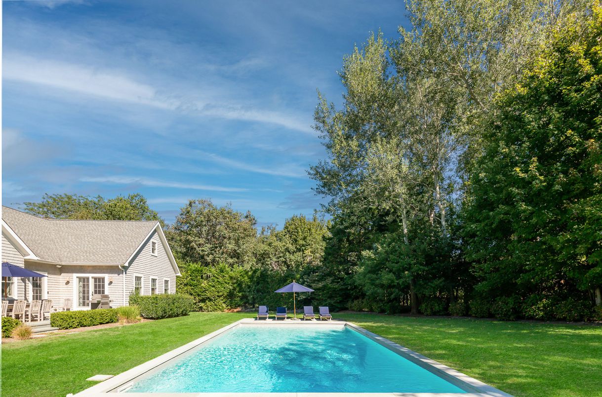 Backyard, Exterior, Pool