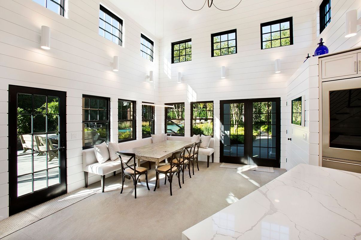 Dining room, Interior
