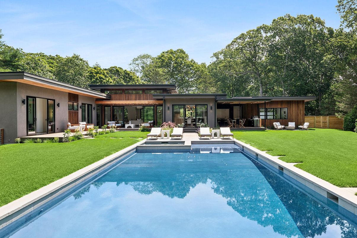 Backyard, Exterior, Pool