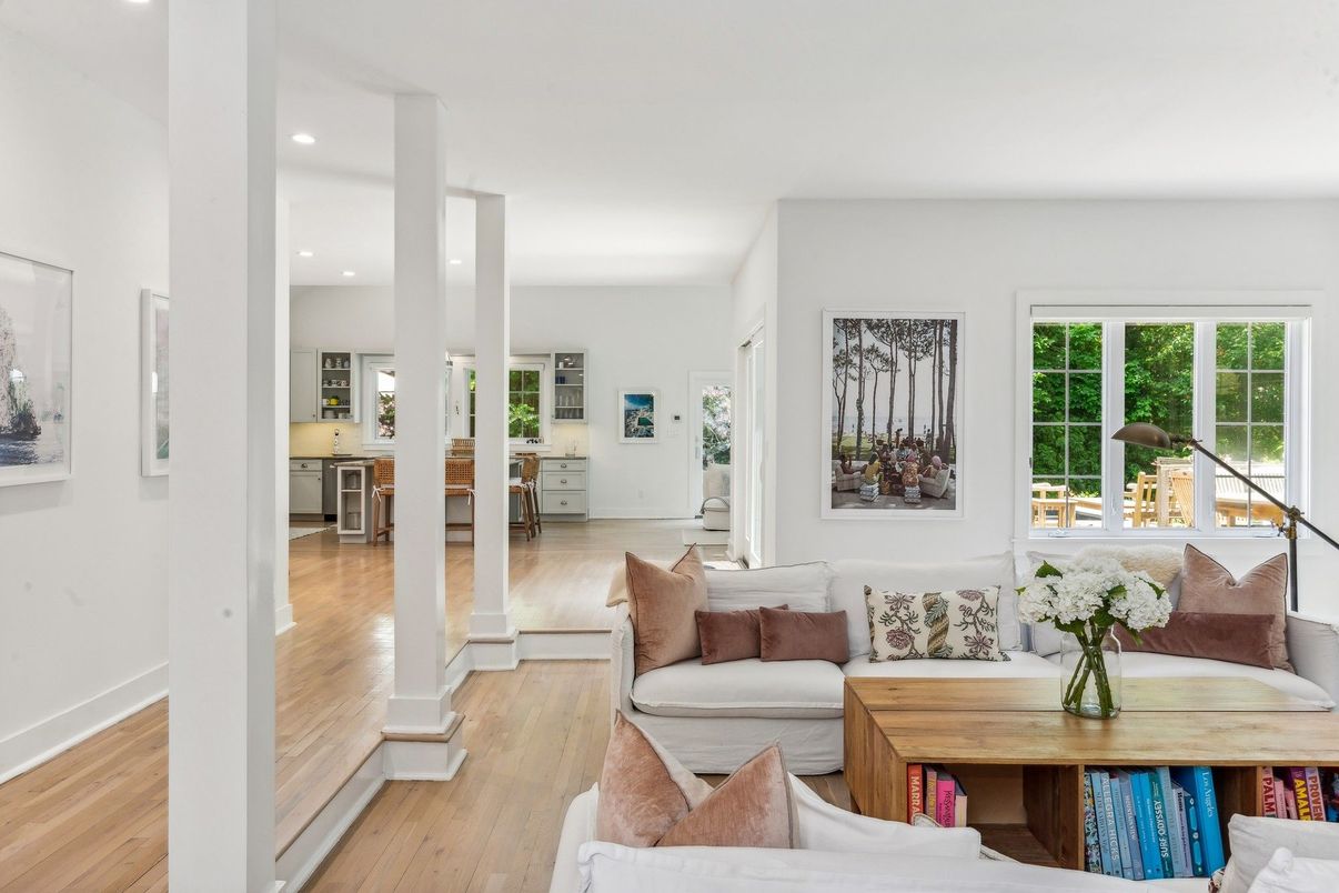 Interior, Kitchen, Living room, Recessed Lighting, Wood Texture Flooring