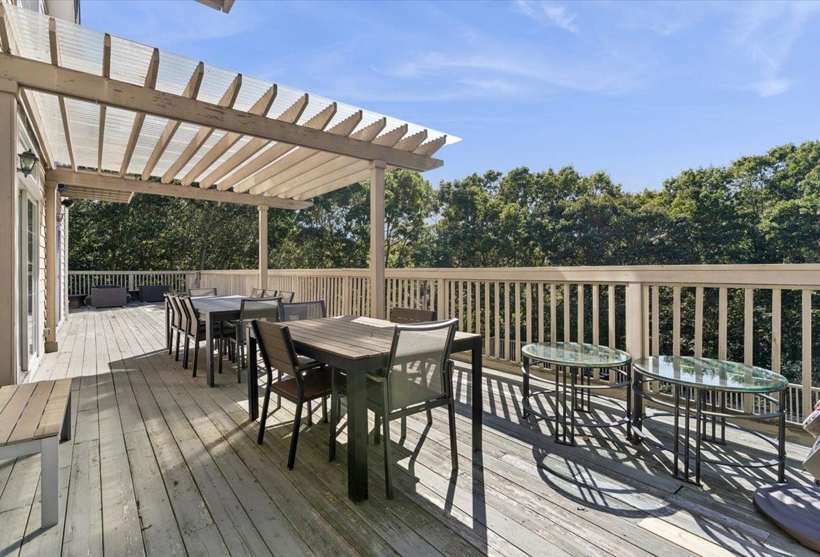 Exterior, Wood Texture Flooring