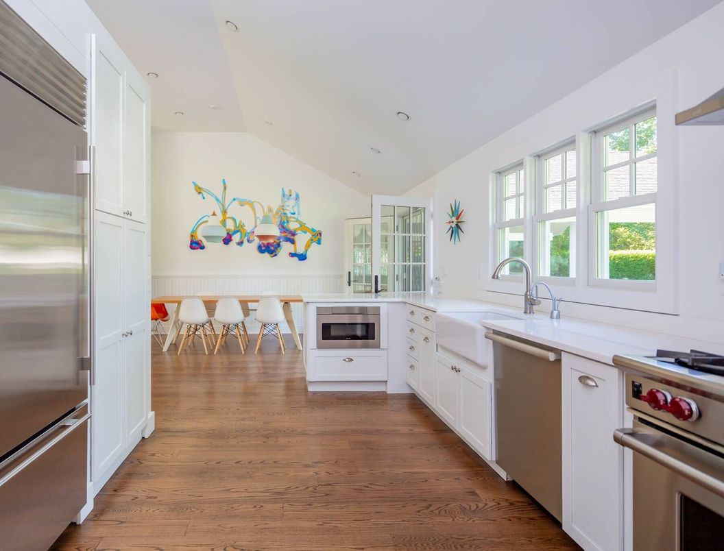 Dining room, Interior, Kitchen, Recessed Lighting, Stainless Steel Appliances, Wood Texture Flooring