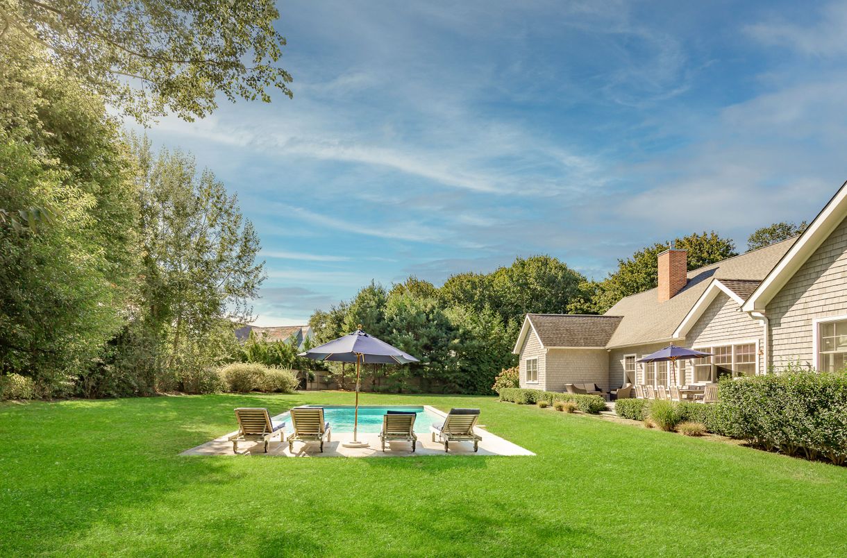 Backyard, Exterior, Pool