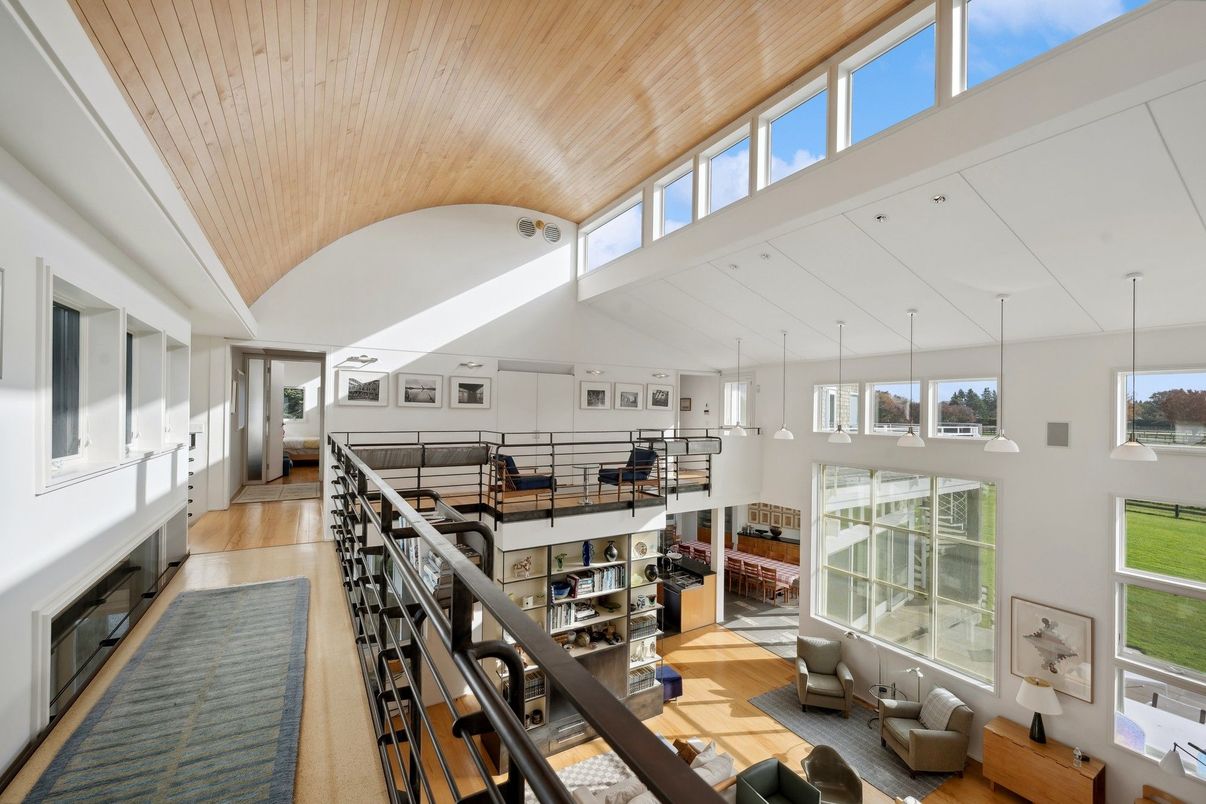 Interior, Pendant Lights, Wood Texture Flooring
