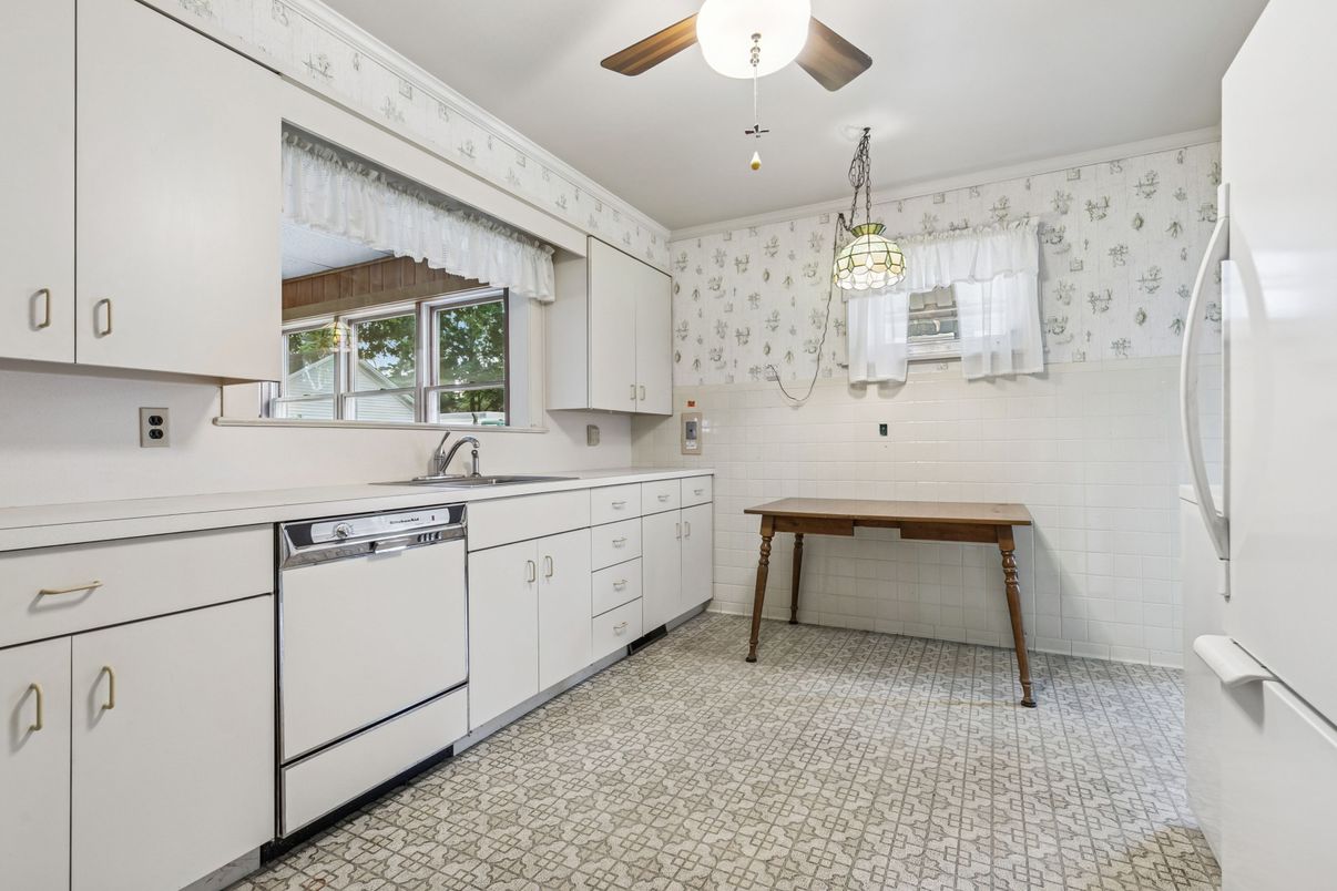 Interior, Kitchen, Pendant Lights
