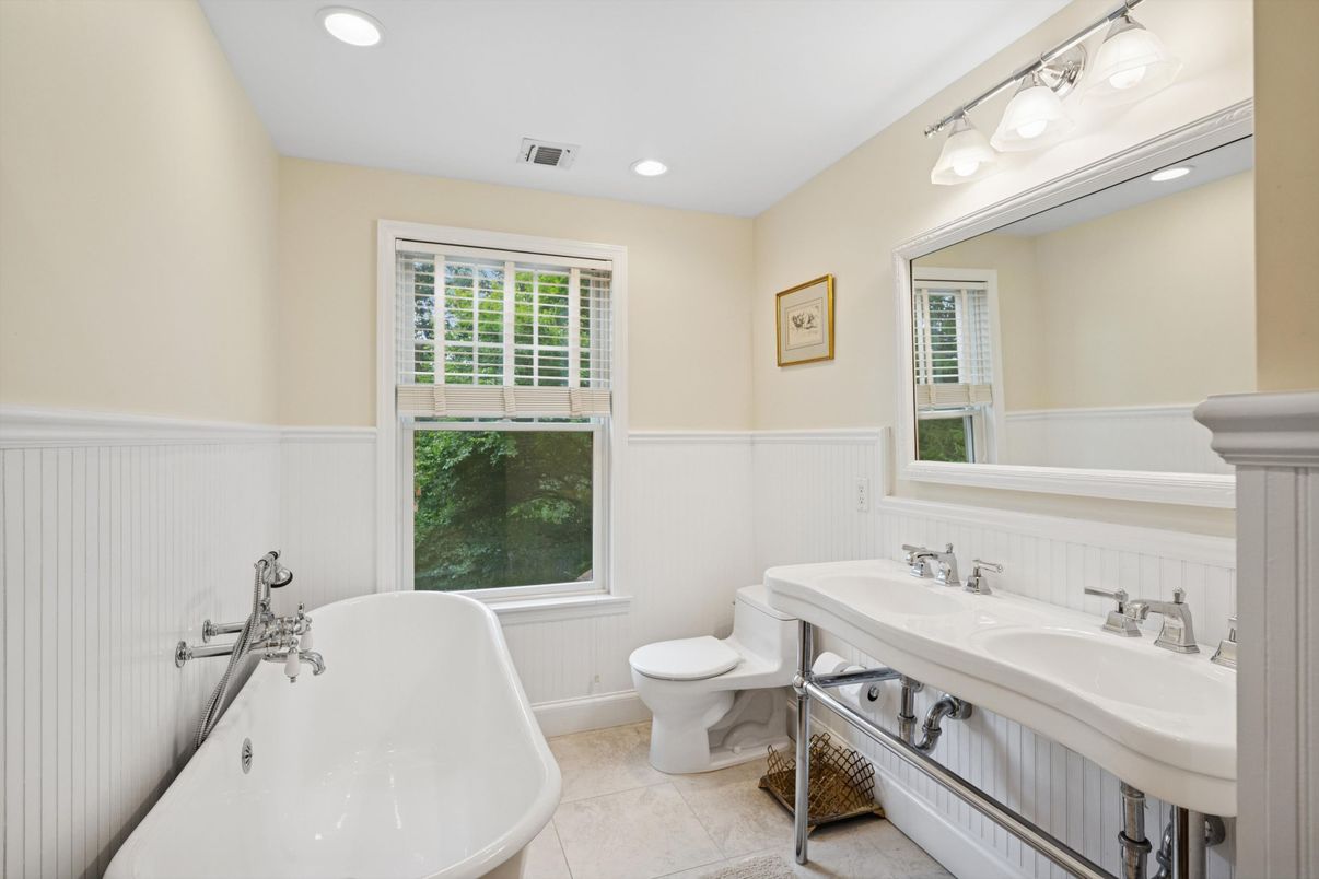 Bathroom, Free Standing Baths, Interior, Recessed Lighting