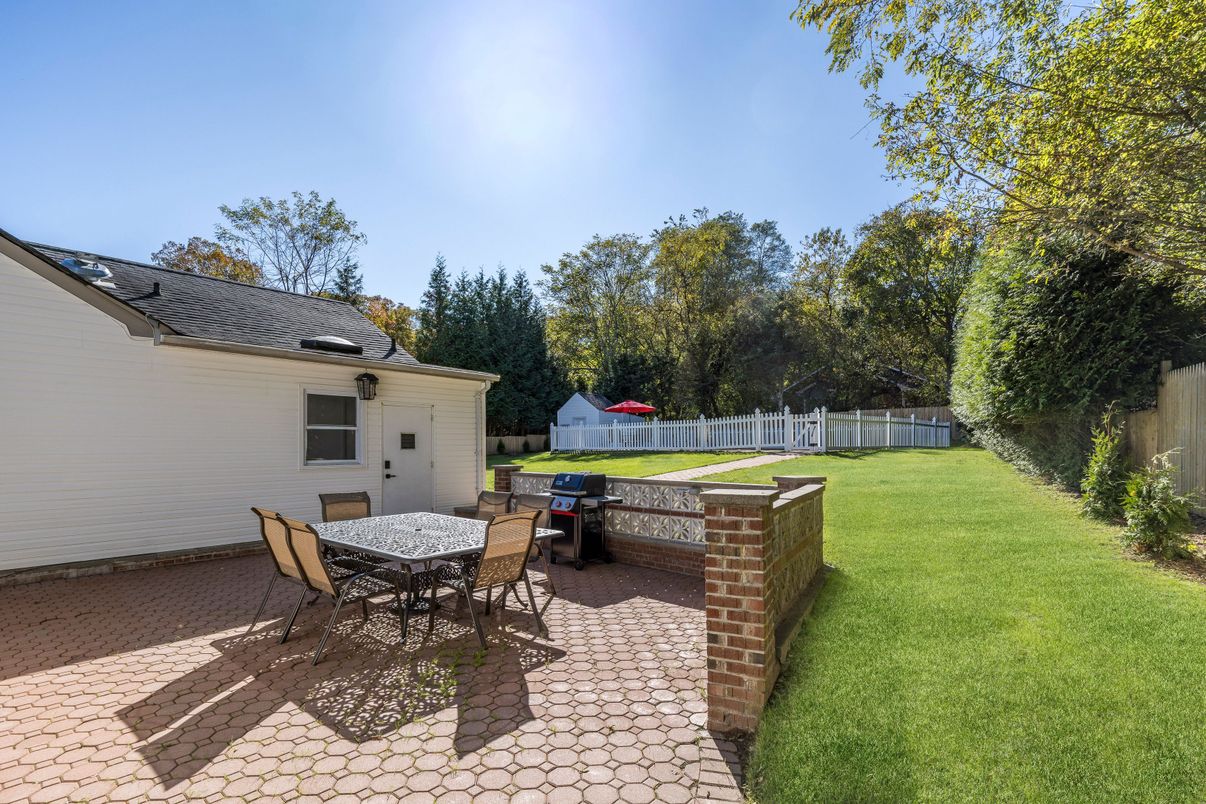 DE Listing image placeholder