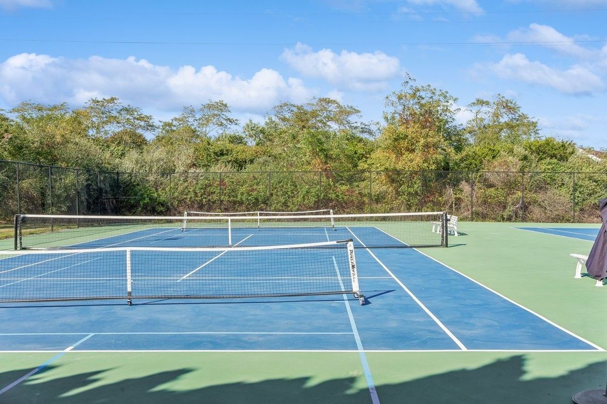 Exterior, Tennis Courts