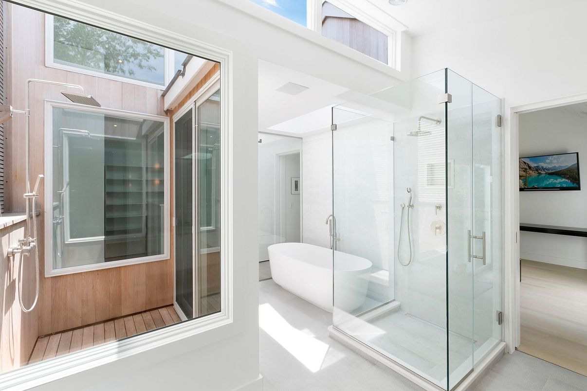 Bathroom, Free Standing Baths, Glass Shower, Interior