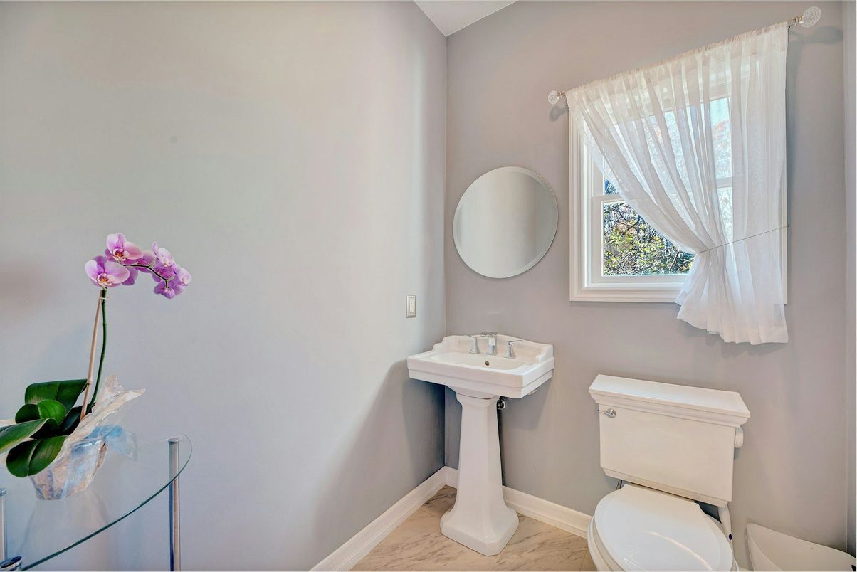 DE Listing image placeholder