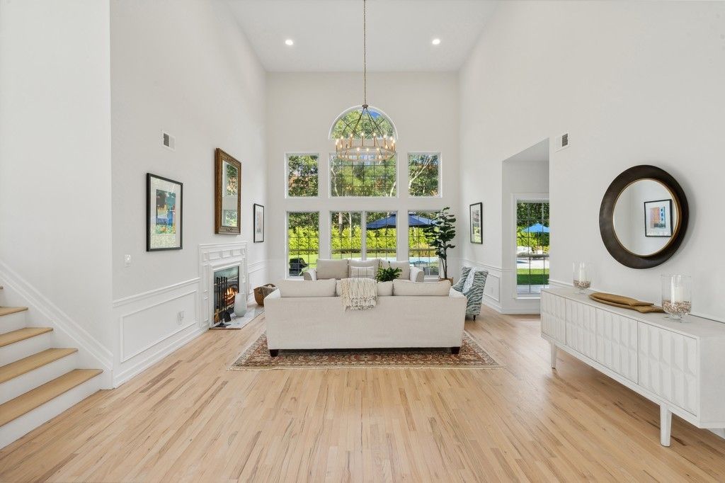 Fireplace, Interior, Living room, Pendant Lights, Recessed Lighting, Wood Texture Flooring
