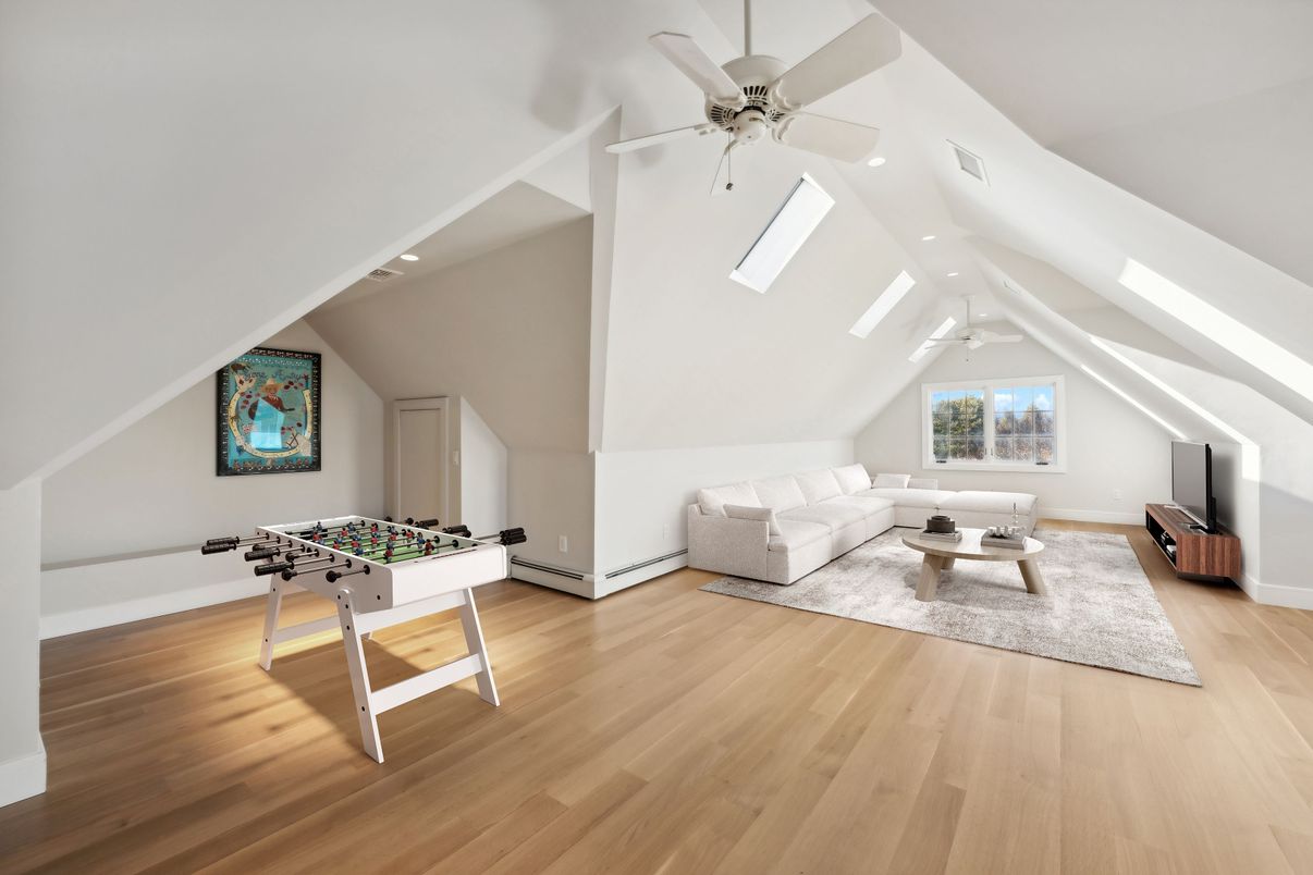 Game Room, Interior, Living room, Recessed Lighting, Wood Texture Flooring