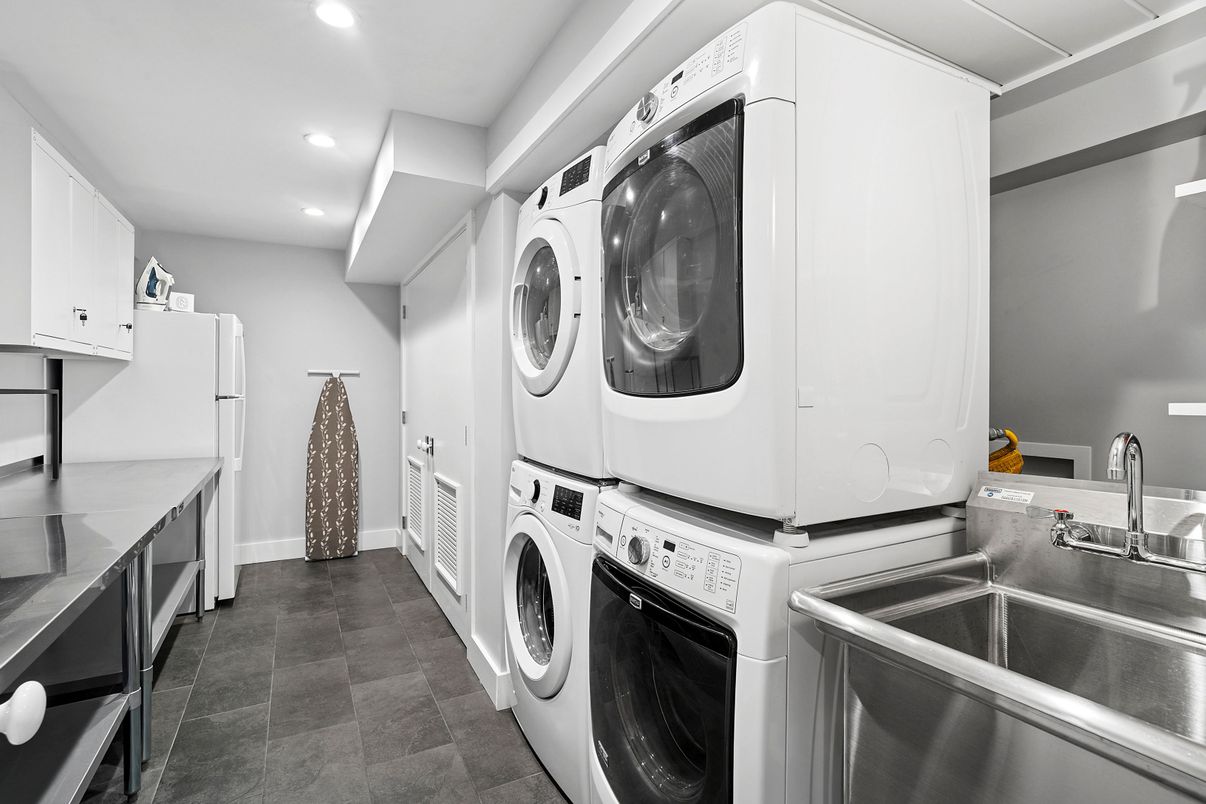 Interior, Recessed Lighting, Washer