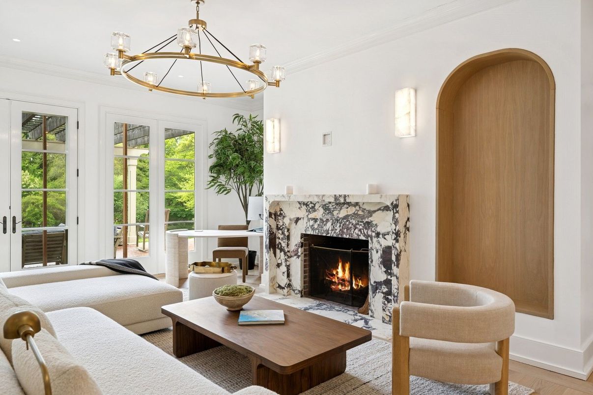 Chandelier, Fireplace, Interior, Living room, Pendant Lights, Wood Texture Flooring