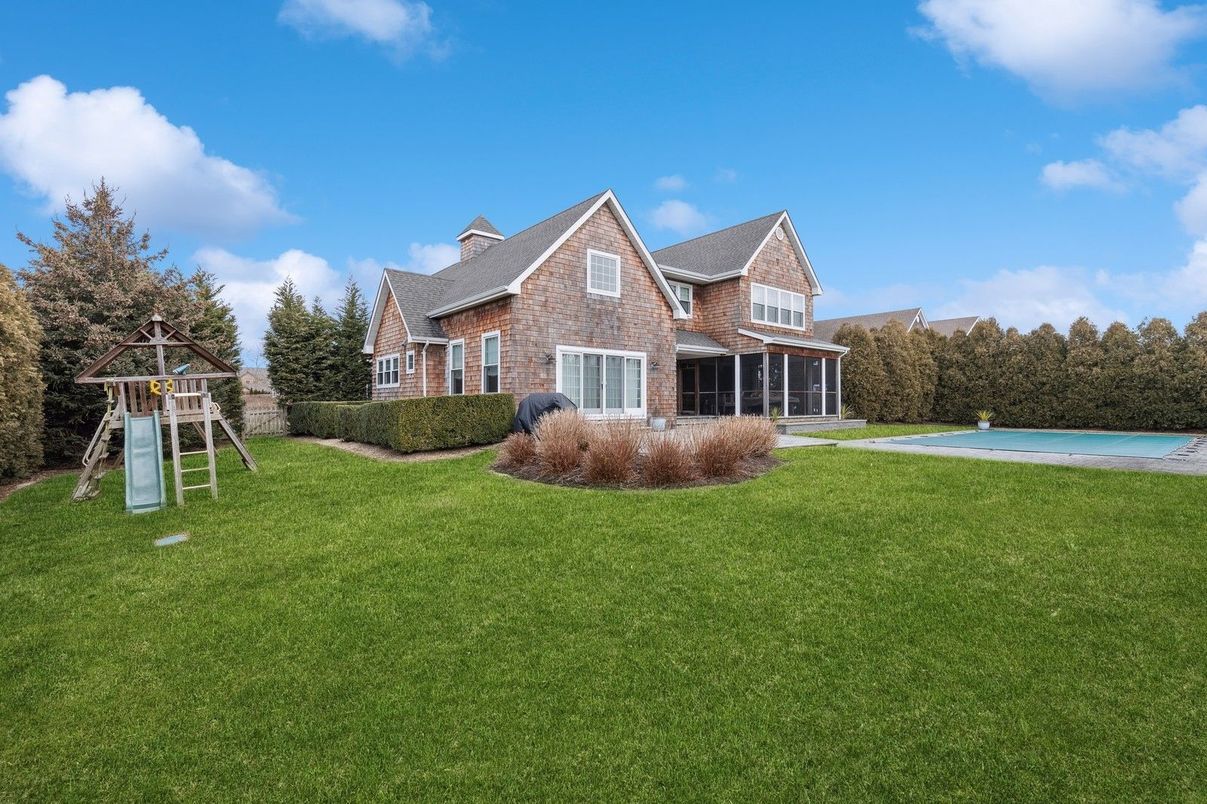 Backyard, Exterior, Playground, Pool