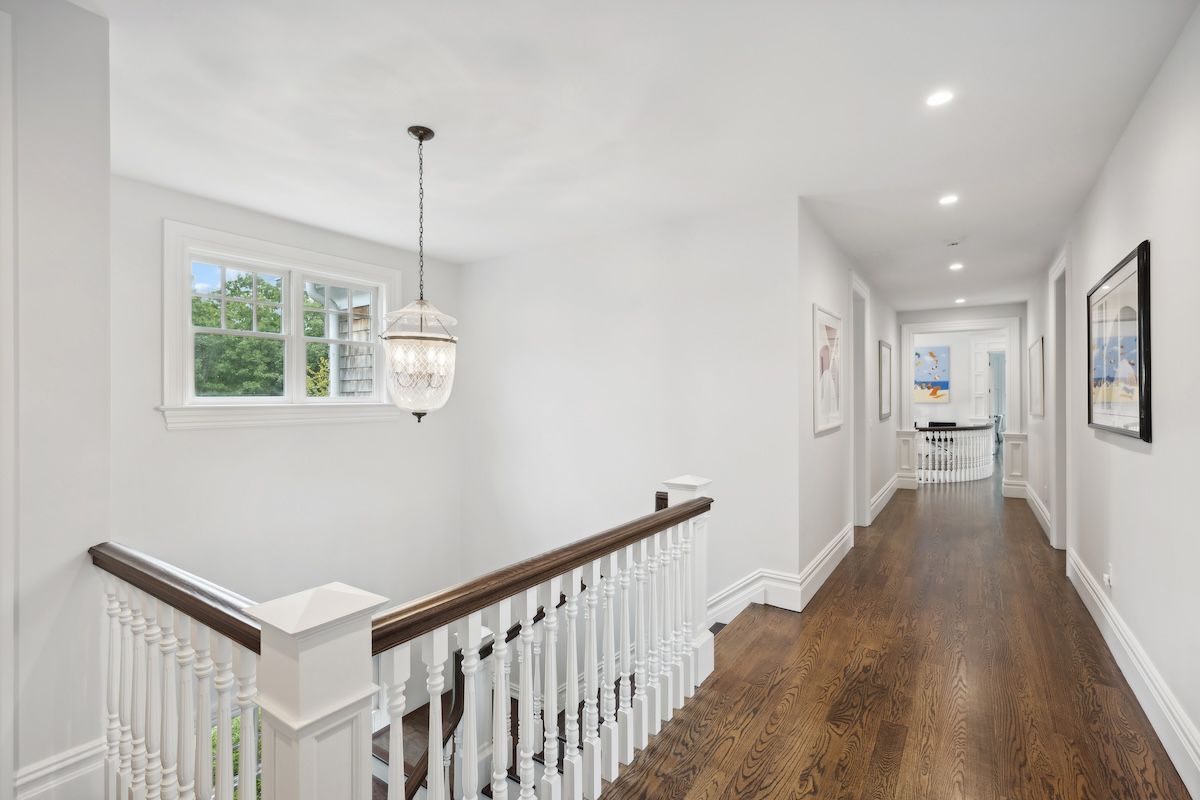 Interior, Pendant Lights, Recessed Lighting, Wood Texture Flooring