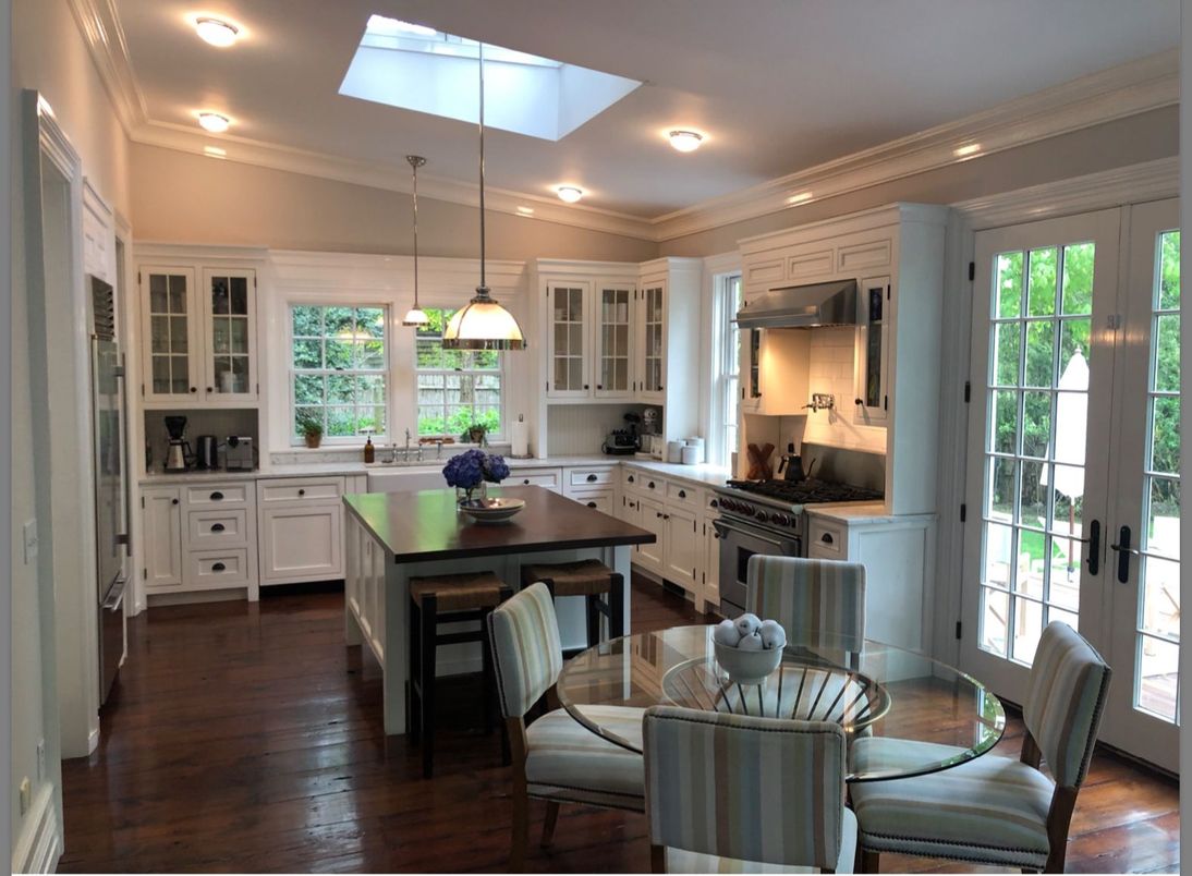 Dining room, Interior, Kitchen, Pendant Lights, Recessed Lighting, Wood Texture Flooring
