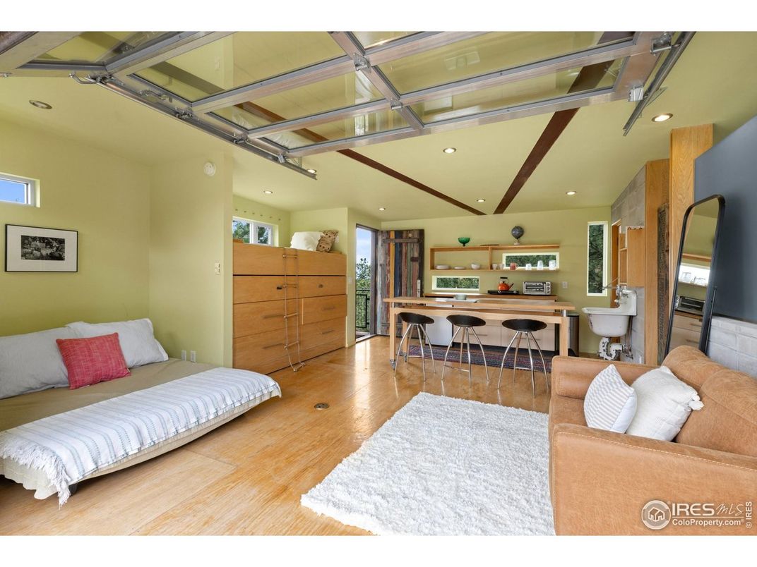 DE Listing image placeholder