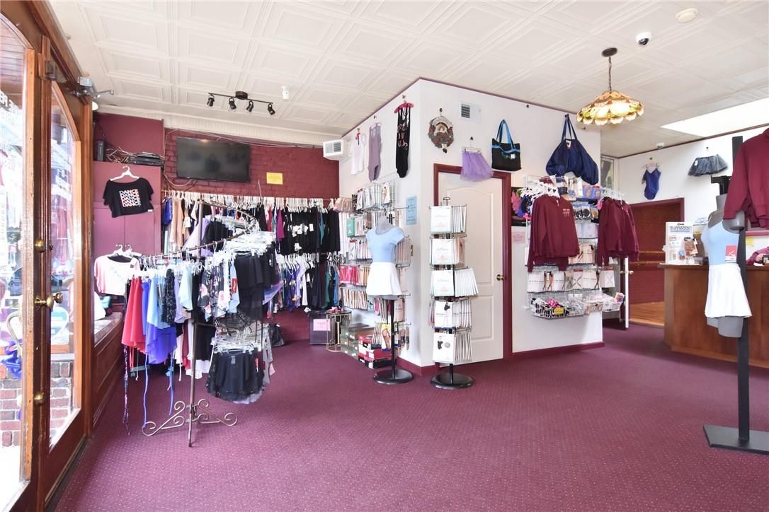 Interior, Pendant Lights, Walk-in Closets