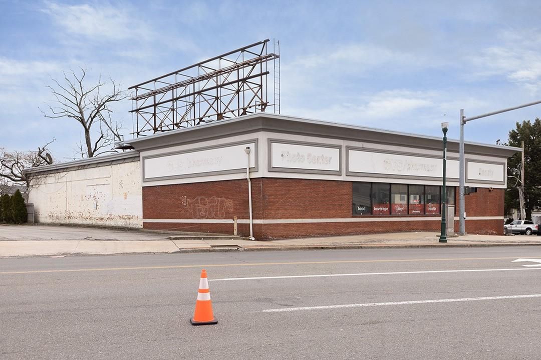 Exterior, Facade, Brick Facade, Modern