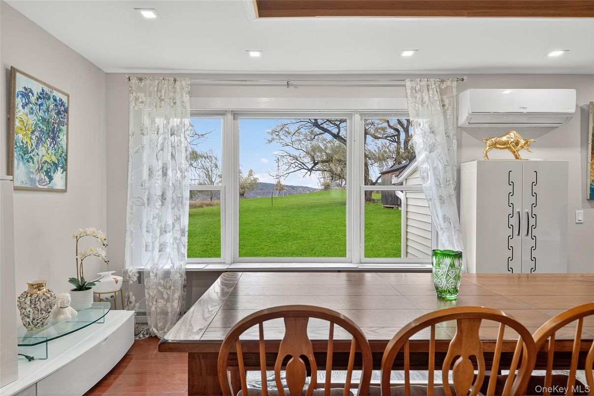 Dining room, Interior, Recessed Lighting, Wood Texture Flooring