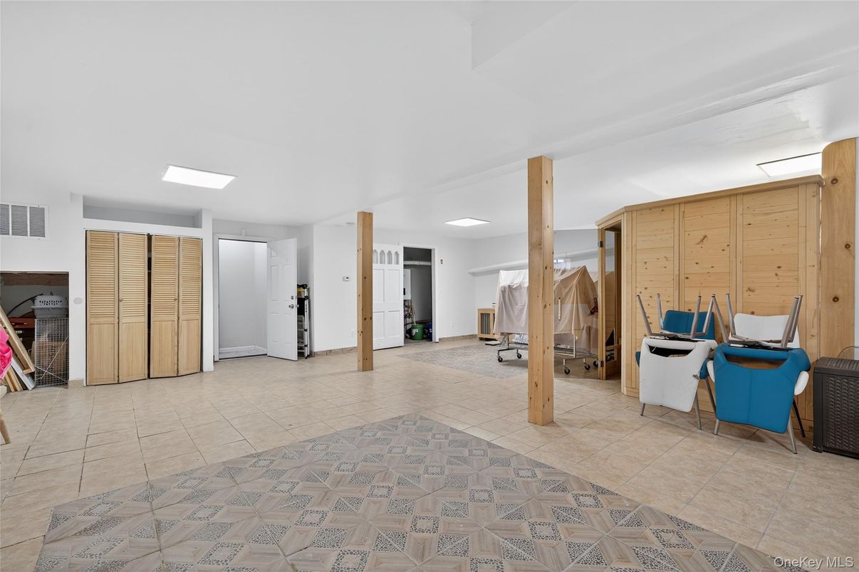 Interior, Recessed Lighting