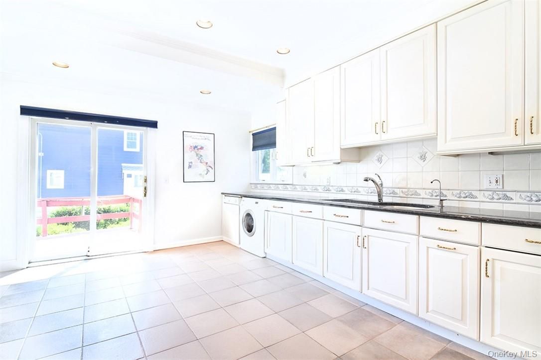 Interior, Recessed Lighting, Washer