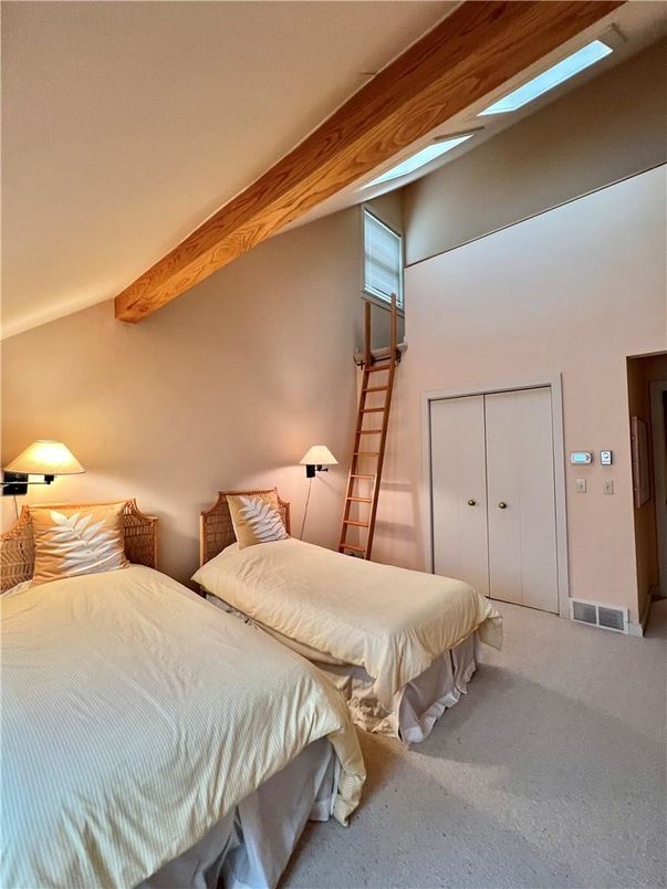 Bedroom, Interior, Wooden Beams