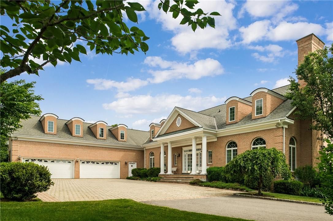 Attached, Exterior, Facade, Brick Facade, Cape Cod