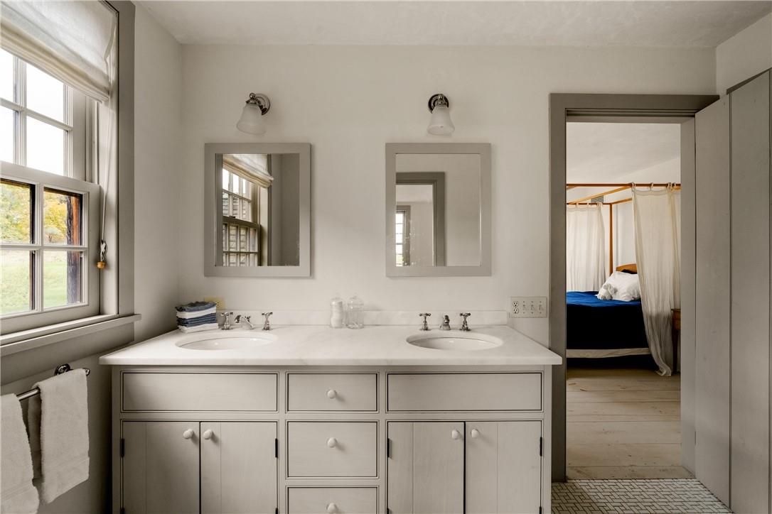 Bathroom, Bedroom, Dual Sink Vanities, Interior, Wood Texture Flooring