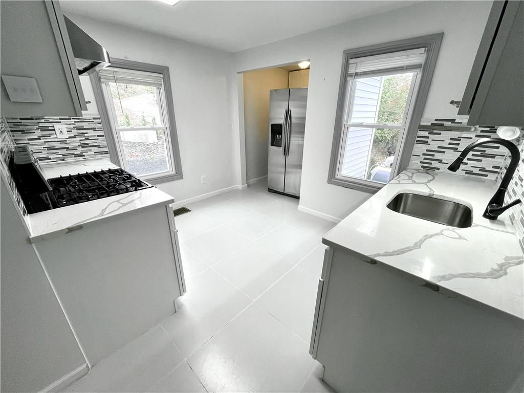 Interior, Kitchen, Stainless Steel Appliances