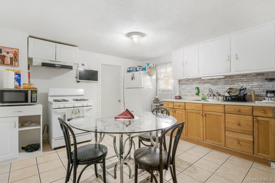 Dining room, Interior, Kitchen
