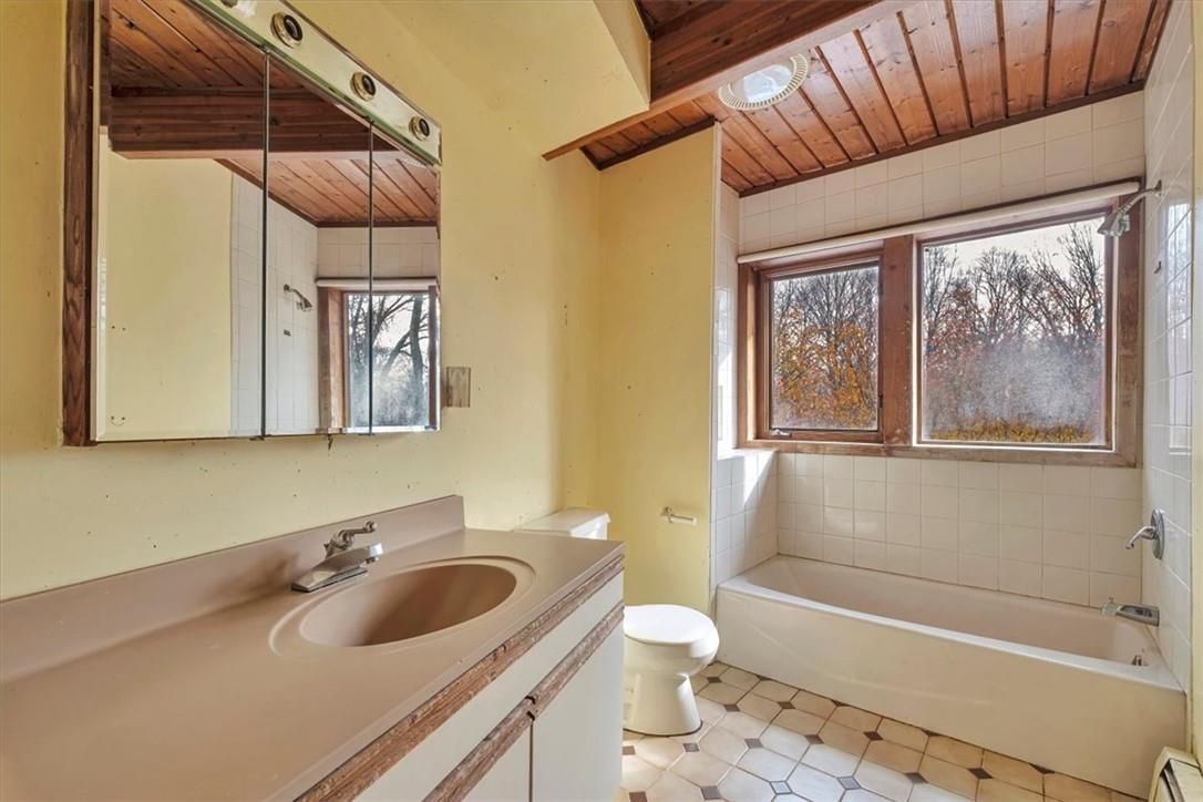 Bathroom, Interior, Wooden Ceilings
