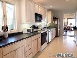 Dining room, Interior, Kitchen, Recessed Lighting, Stainless Steel Appliances