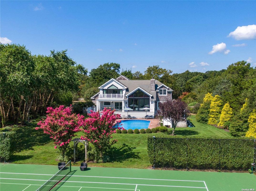 Exterior, Pool, Tennis Courts