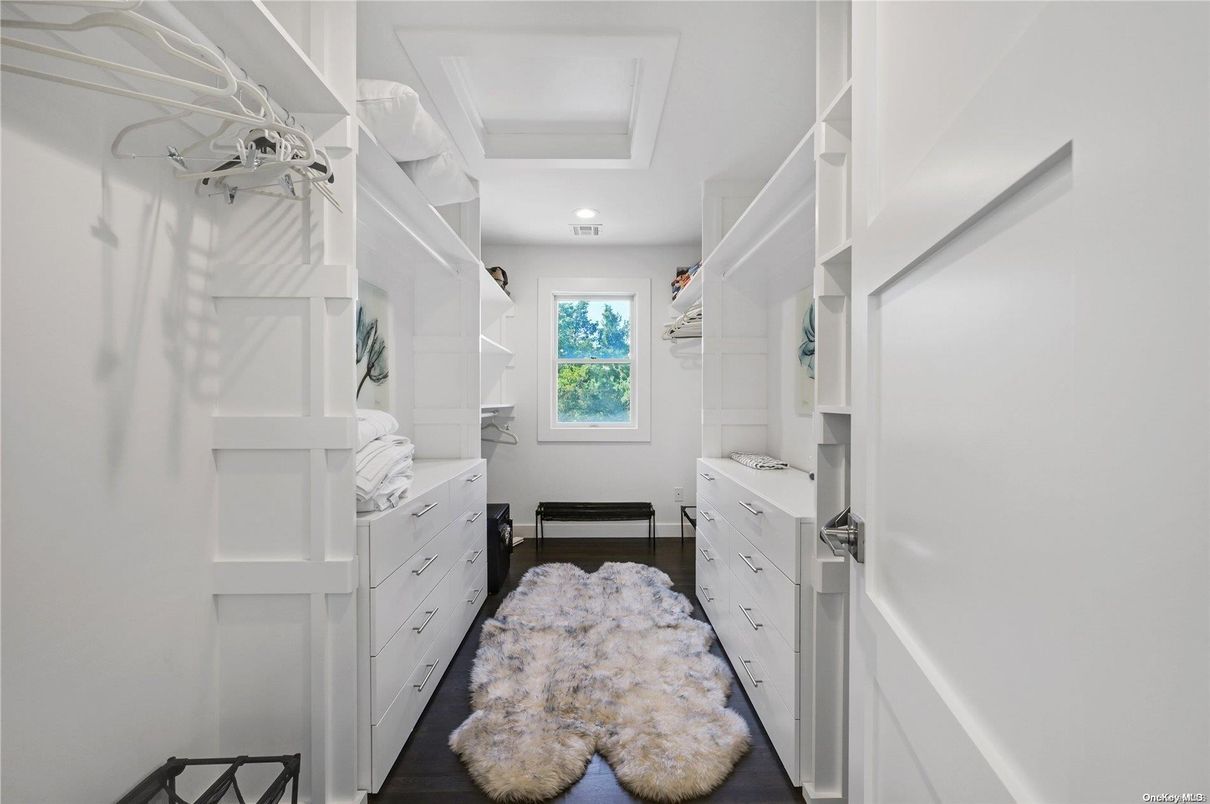 Interior, Recessed Lighting, Walk-in Closets, Wood Texture Flooring