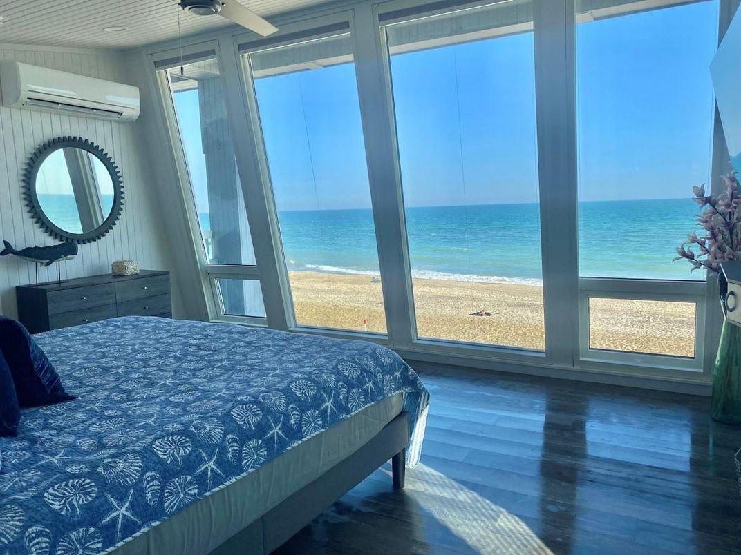 Bedroom, Interior, Water, Wood Texture Flooring