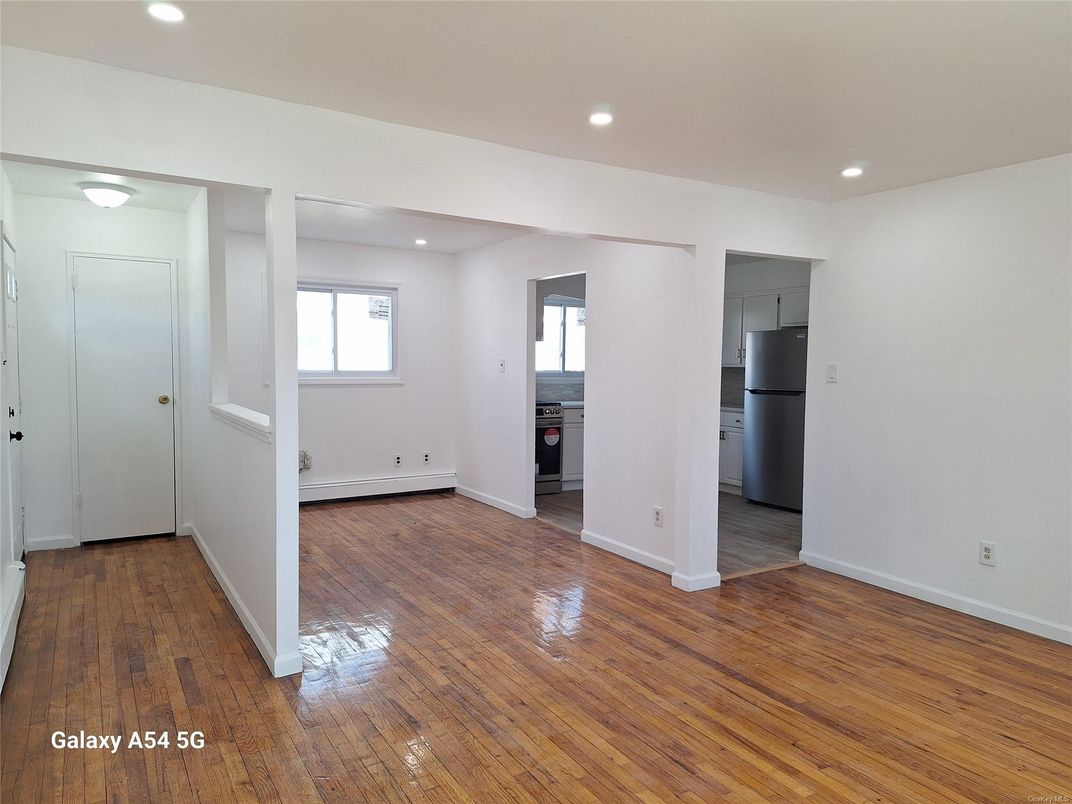 Empty room, Interior, Kitchen, Recessed Lighting, Wood Texture Flooring