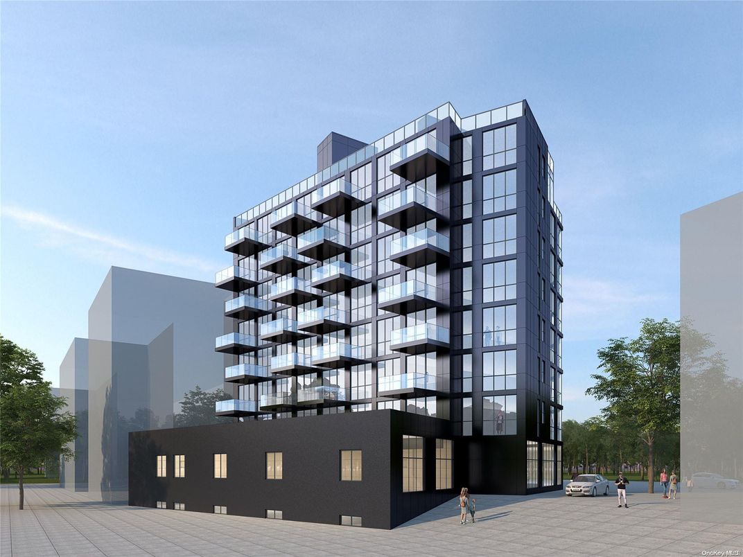 Exterior, Facade, Highrise