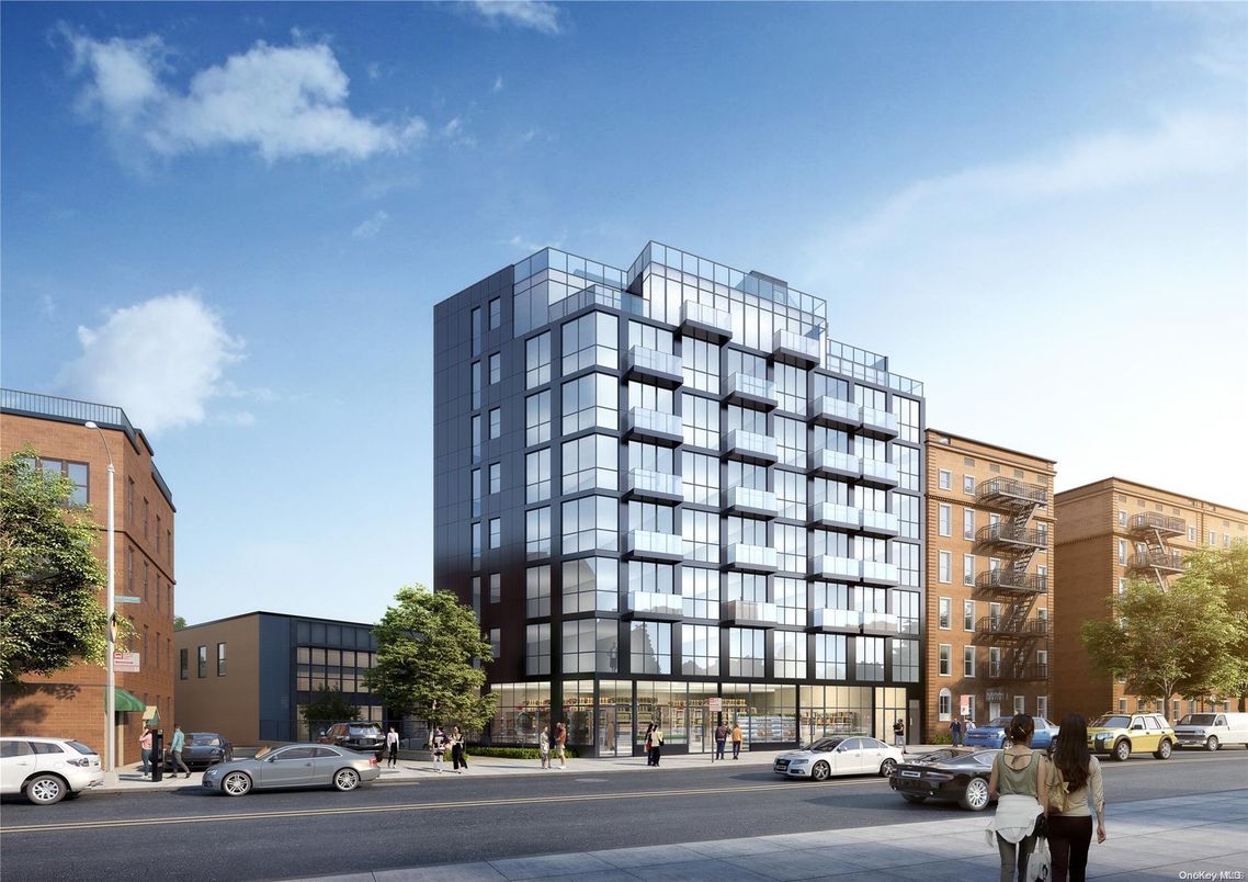 Exterior, Facade, Highrise