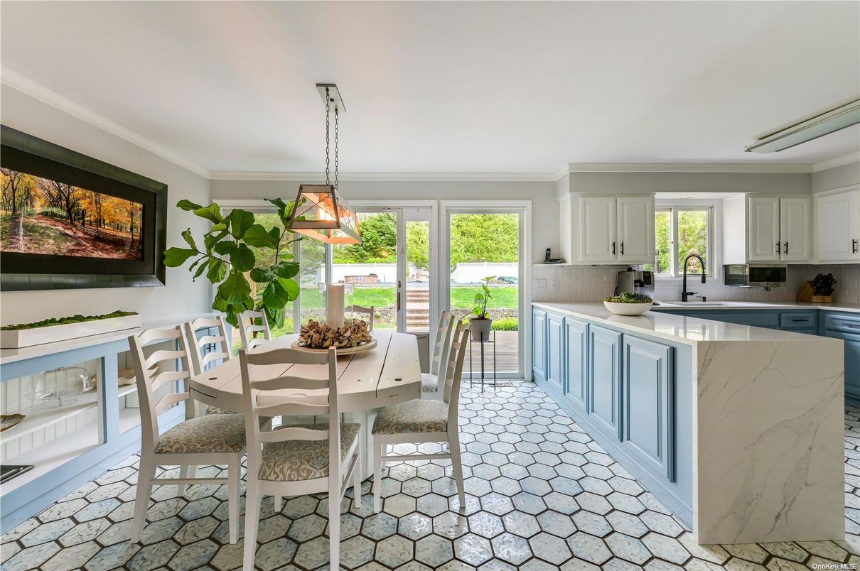 Dining room, Interior, Kitchen, Pendant Lights