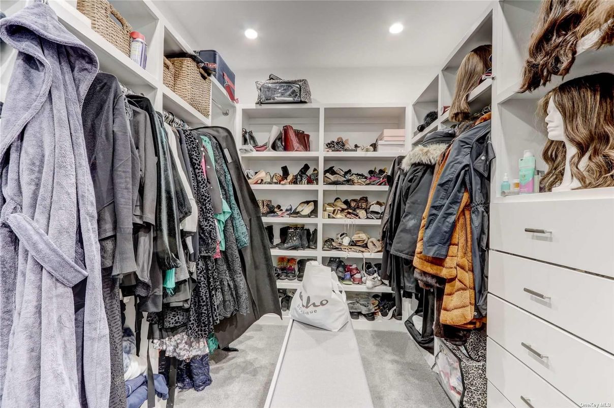 Interior, Recessed Lighting, Walk-in Closets